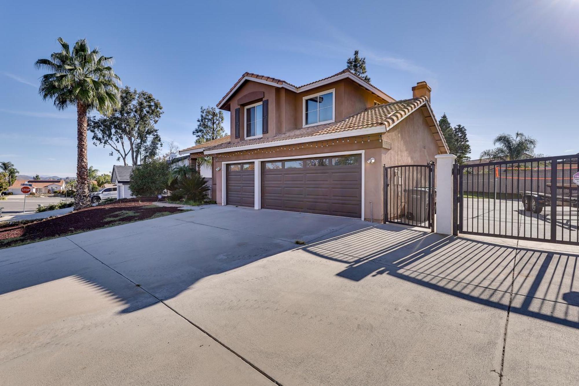 Lake Elsinore Home With Pool - 44 Mi To Disneyland! Exterior photo